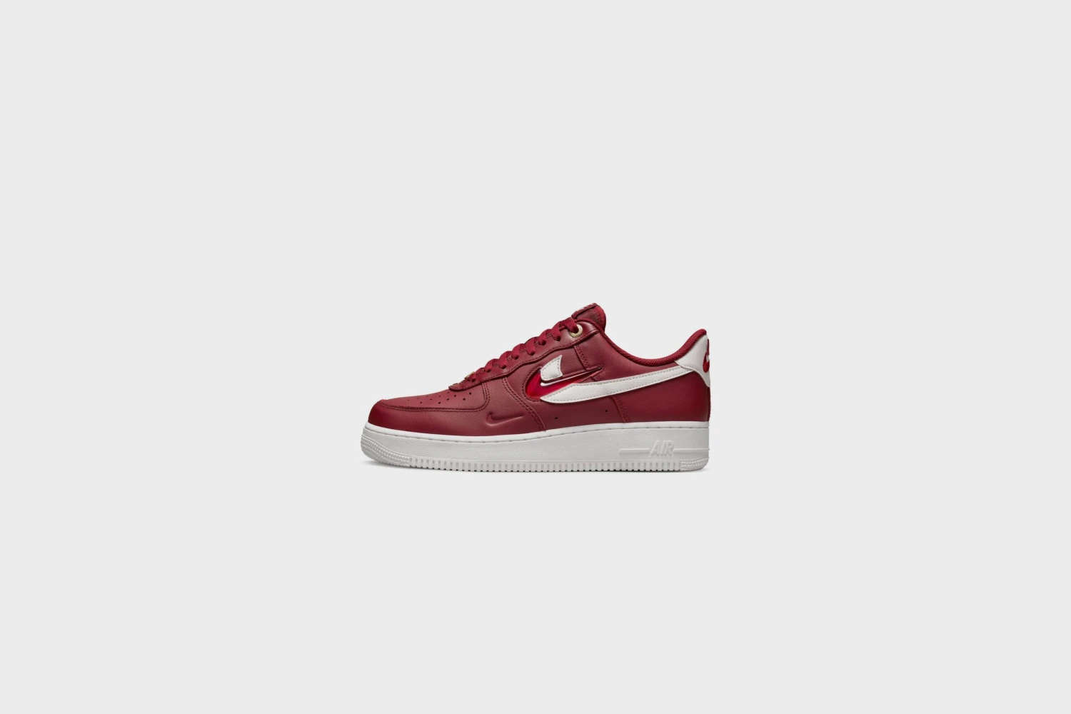 Nike Air Force 1 ‘07 PRM (Team Red/Sail-Gym Red-Team Red) 3 Nike Air Force 1 ‘07 PRM (Team Red/Sail-Gym Red-Team Red)