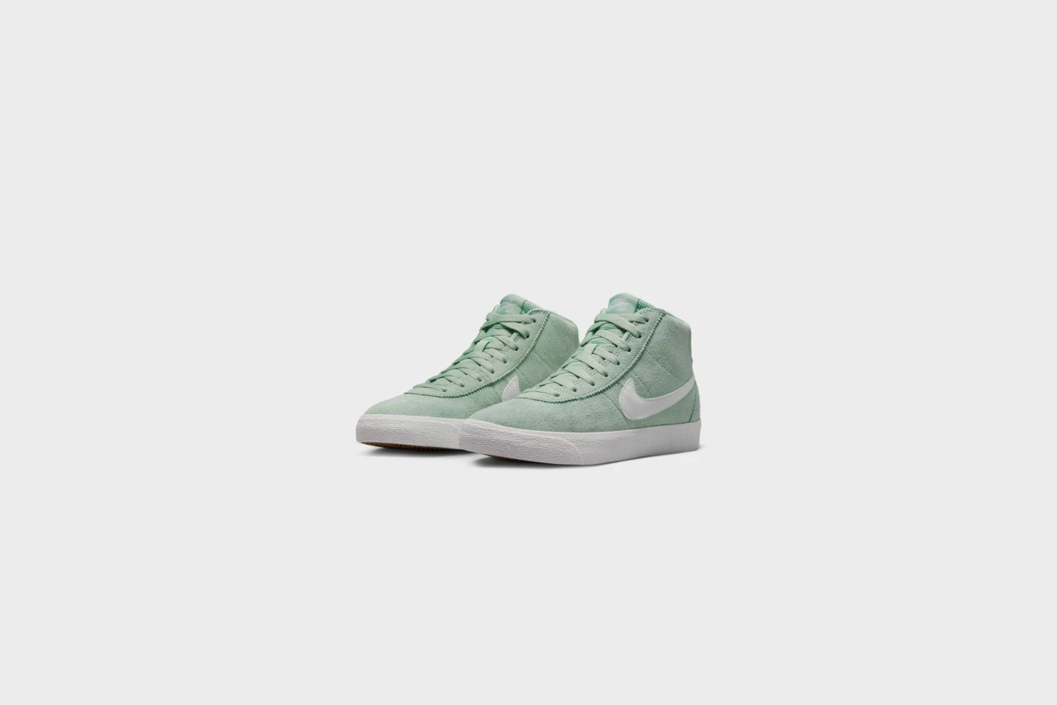 WMNS Nike SB Bruin Hi (Enamel Green/Summit White) 4 WMNS Nike SB Bruin Hi (Enamel Green/Summit White) - Image 2