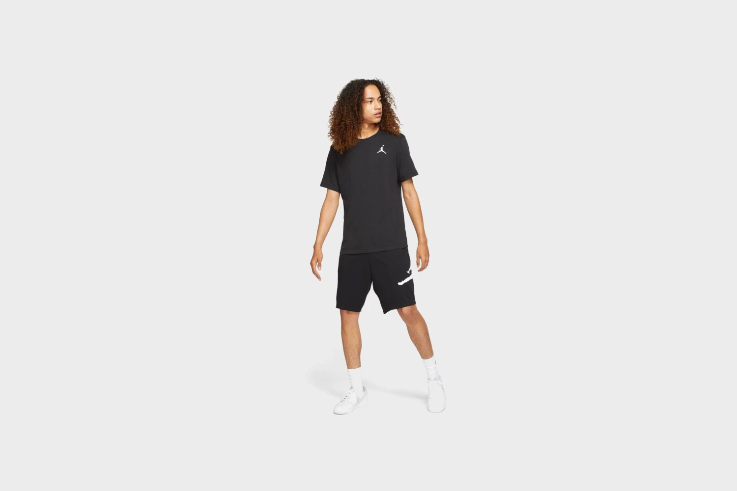 Jordan Jumpman T-Shirt (Black) 3 Jordan Jumpman T-Shirt (Black)