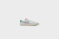 Nike Blazer Low ‘77 VNTG (White/Grey Fog-Light Menta) -Sportswear Discounts NikeBlazerLow 77VNTG White GreyFog LightMenta DA6364 1094