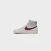 Nike Blazer Mid ‘77 VNTG (White/Dark Beetroot-Grey Fog) 1 Nike Blazer Mid ‘77 VNTG (White/Dark Beetroot-Grey Fog) -Sportswear Discounts NikeBlazerMid 77VNTG White DarkBeetroot GreyFog BQ6806 1201
