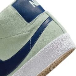 Nike SB Zoom Blazer Mid (Barely Green/Navy) -Sportswear Discounts NikeSBZoomBlazerMid BarelyGreen Navy 864349 30311
