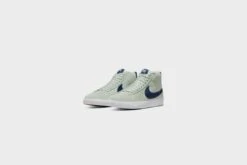 Nike SB Zoom Blazer Mid (Barely Green/Navy) -Sportswear Discounts NikeSBZoomBlazerMid BarelyGreen Navy 864349 3032