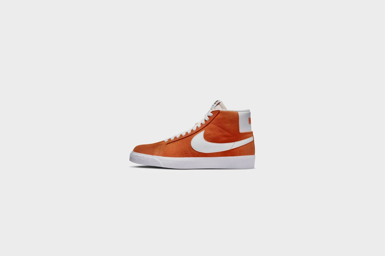 Nike SB Zoom Blazer Mid (Safety Orange/White) 3 Nike SB Zoom Blazer Mid (Safety Orange/White)