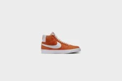 Nike SB Zoom Blazer Mid (Safety Orange/White) 15 Nike SB Zoom Blazer Mid (Safety Orange/White) -Sportswear Discounts NikeSBZoomBlazerMid SafetyOrange White 864349 8003
