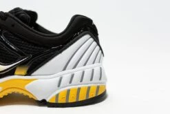 Saucony Grid Web (White/Black-Yellow) -Sportswear Discounts Saucony Grid Web WhtBlkYel 2