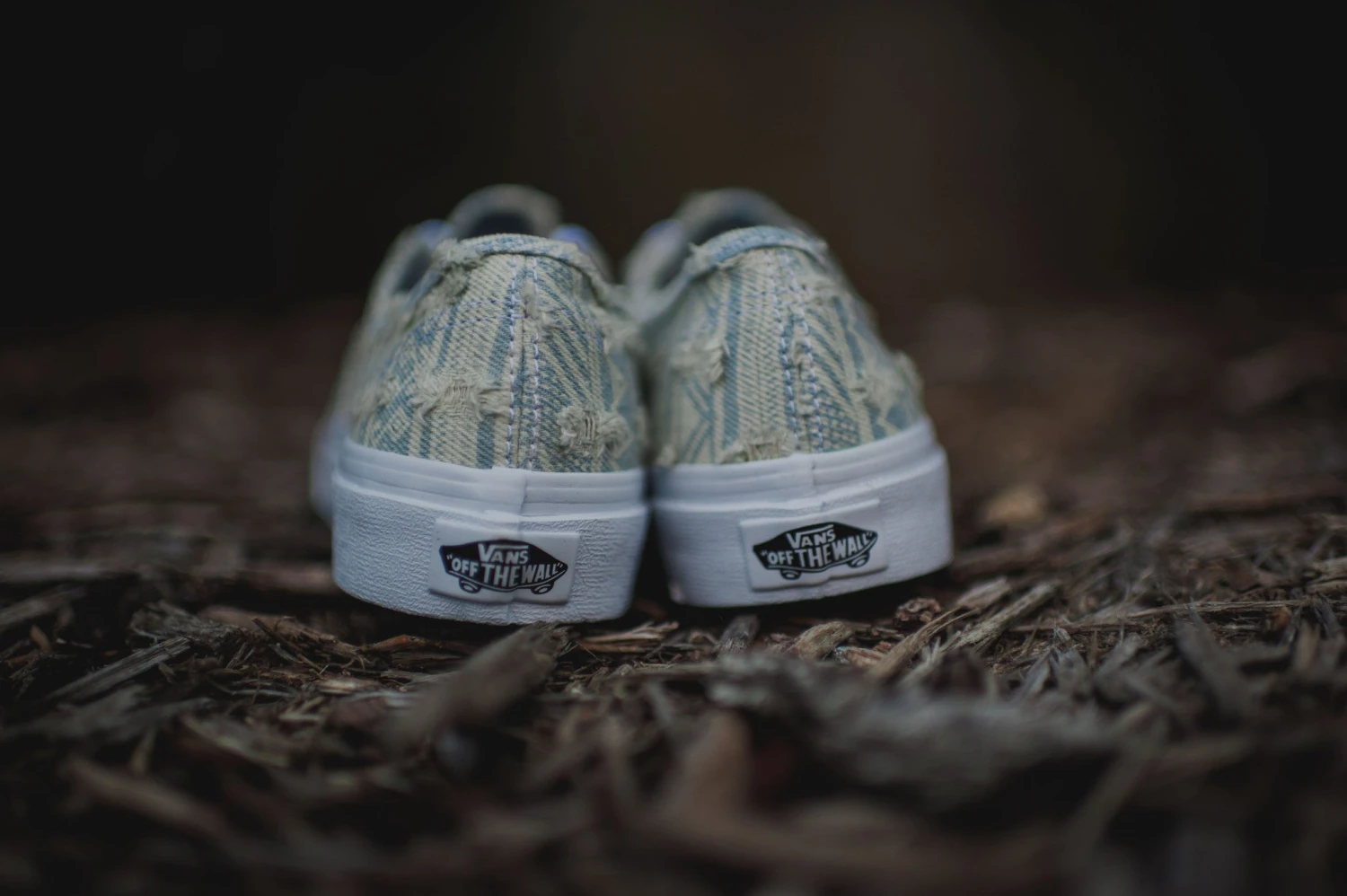 WMNS Vans Authentic Slim Frayed Native (True White) 8 WMNS Vans Authentic Slim Frayed Native (True White) - Image 6