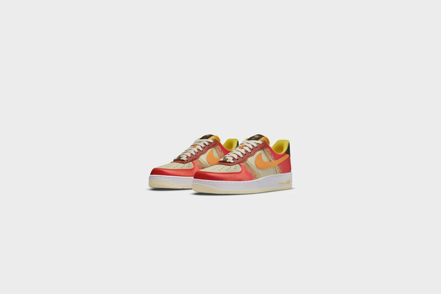 WMNS Nike Air Force 1 ‘07 PRM (Habanero Red/Light Curry) 4 WMNS Nike Air Force 1 ‘07 PRM (Habanero Red/Light Curry) - Image 2